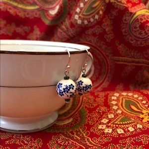 Blue and White bead earrings, with silver accent